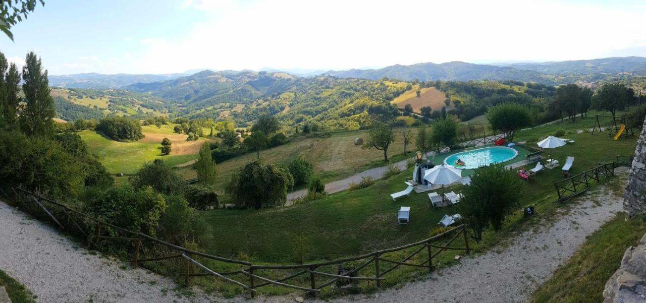 Agriturismo Borgo San Benedetto Vila Pietralunga  Exterior foto